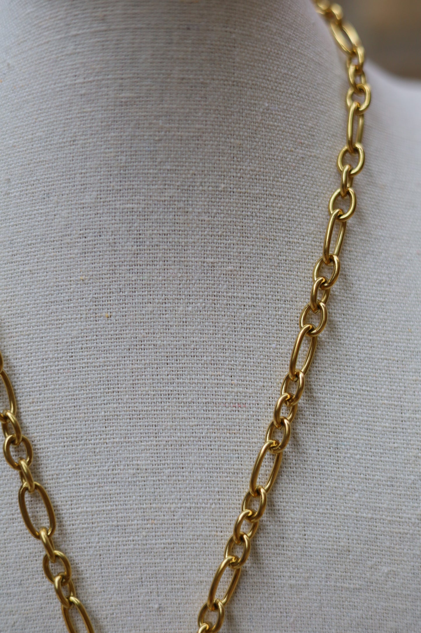 Vintage Green Lariat Drop Down Necklace