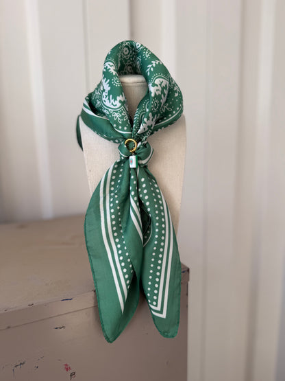 Green Scarf & Mahjong Bolo