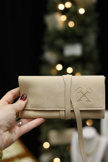 KE travel jewelry case