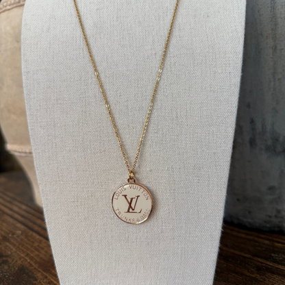 Round Designer Pendant Necklace