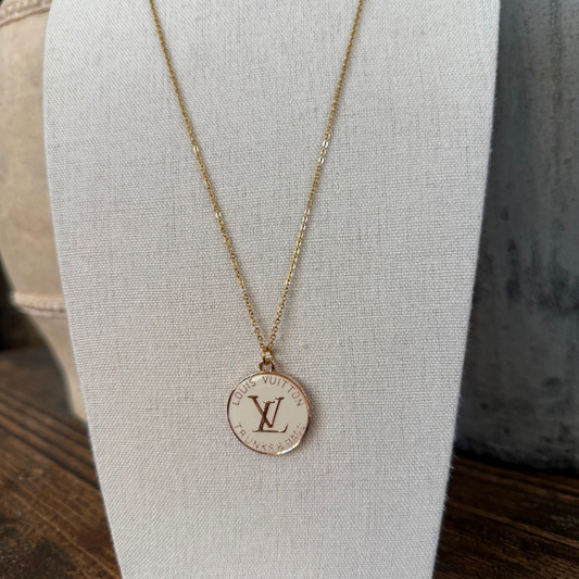 Round Designer Pendant Necklace