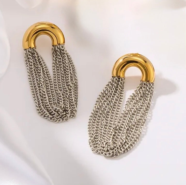 Two-Toned Arch Chain Earring