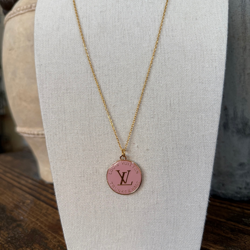 Round Designer Pendant Necklace