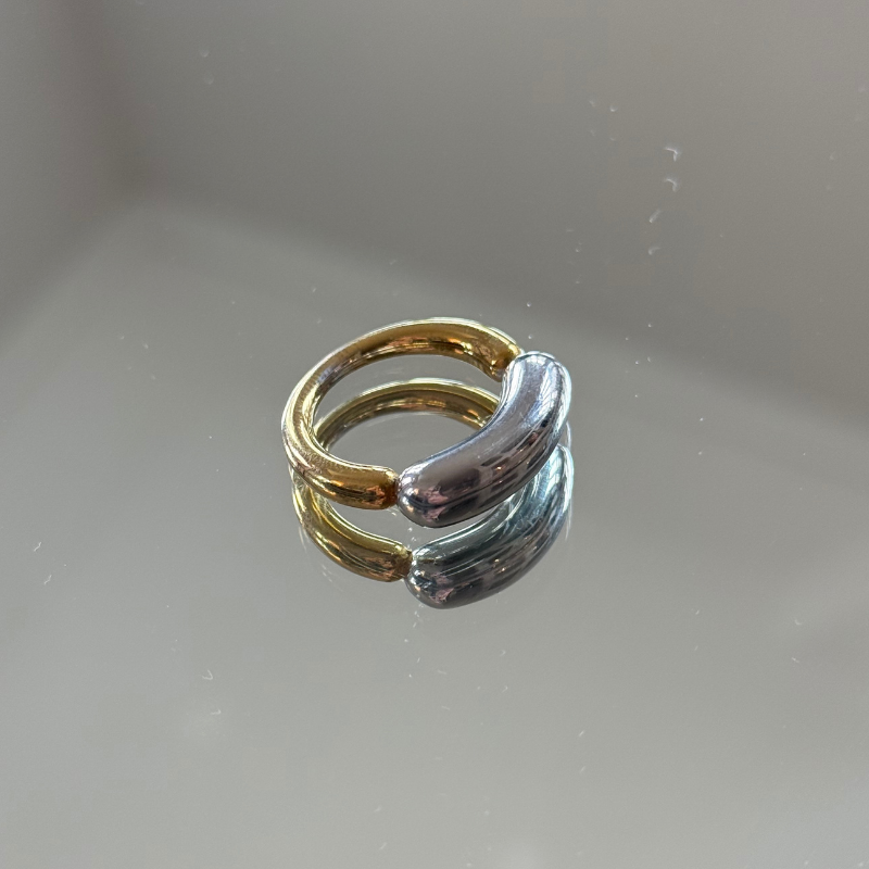 Two-Toned Tube Ring