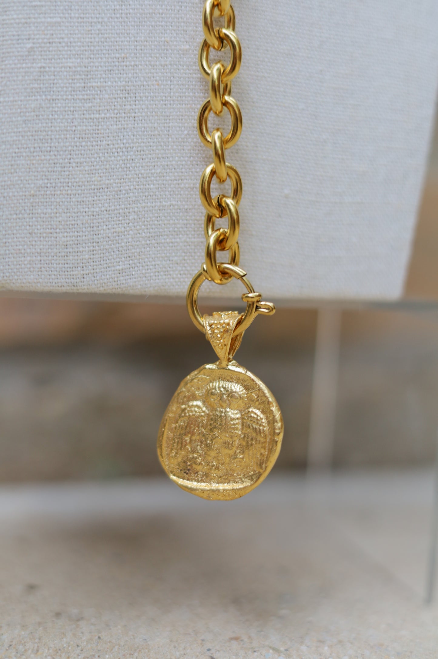 Vintage Two-Sided Coin Lariat Necklacs