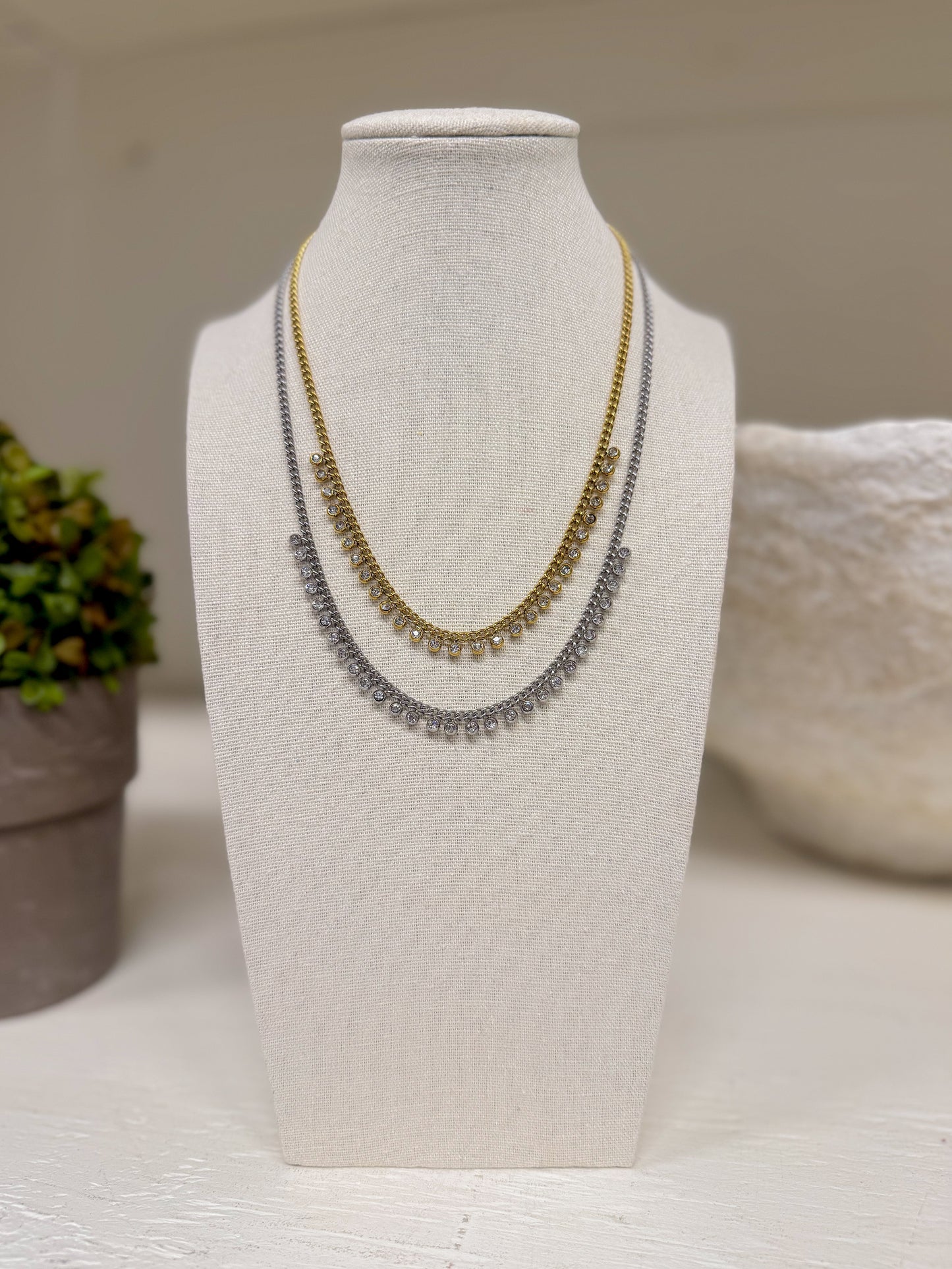 Mini Curb Tennis Necklace