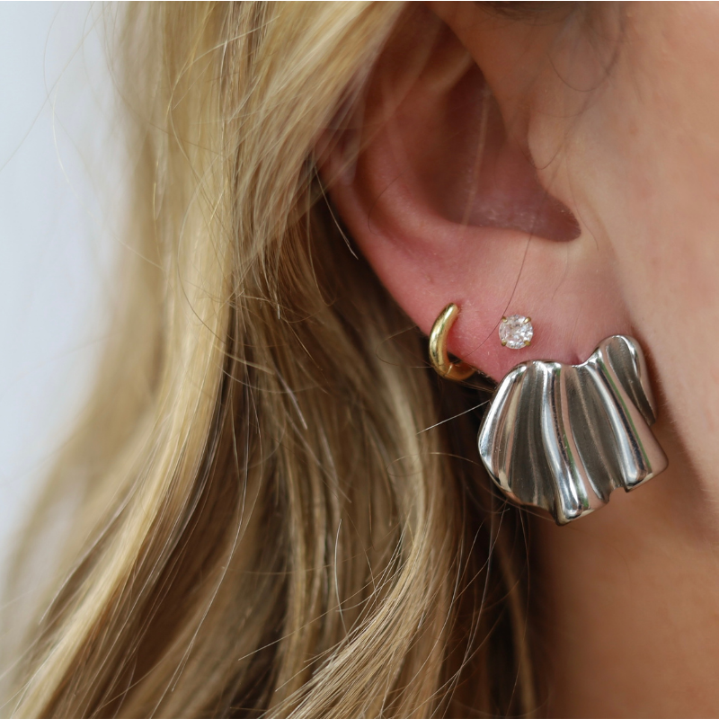 Silver Wave Stud