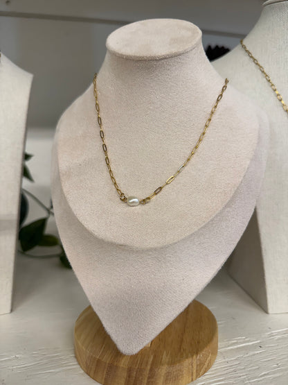 Single Freshwater Pearl Necklace